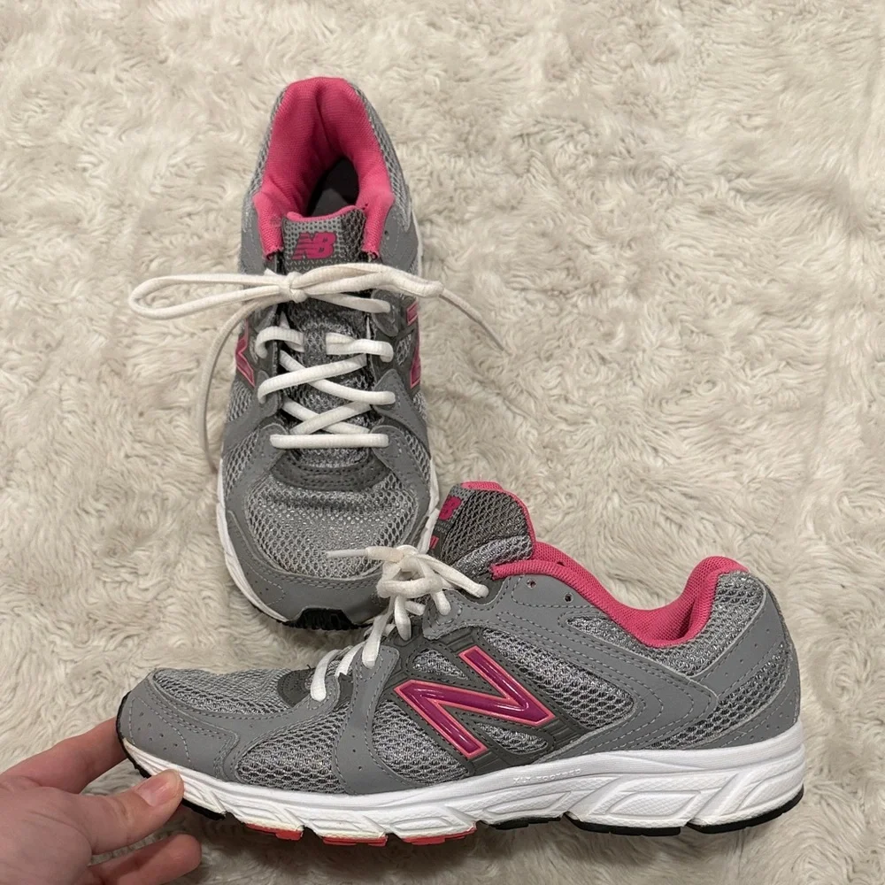 New Balance 481 V1 running shoes Woman’s Athletic Sneakers‎ Size 8